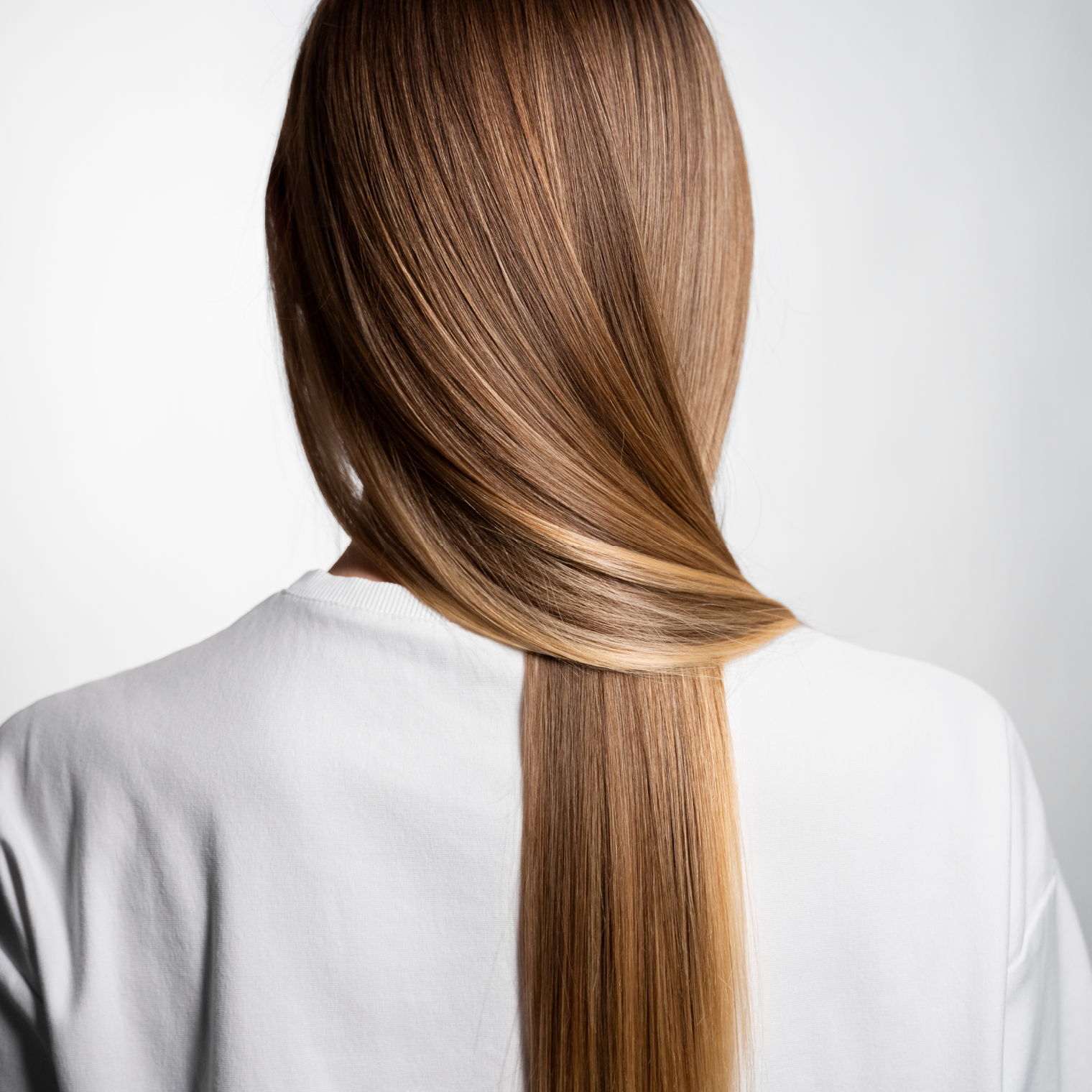 ¿Qué pasa en un cabello en el proceso de alisado?